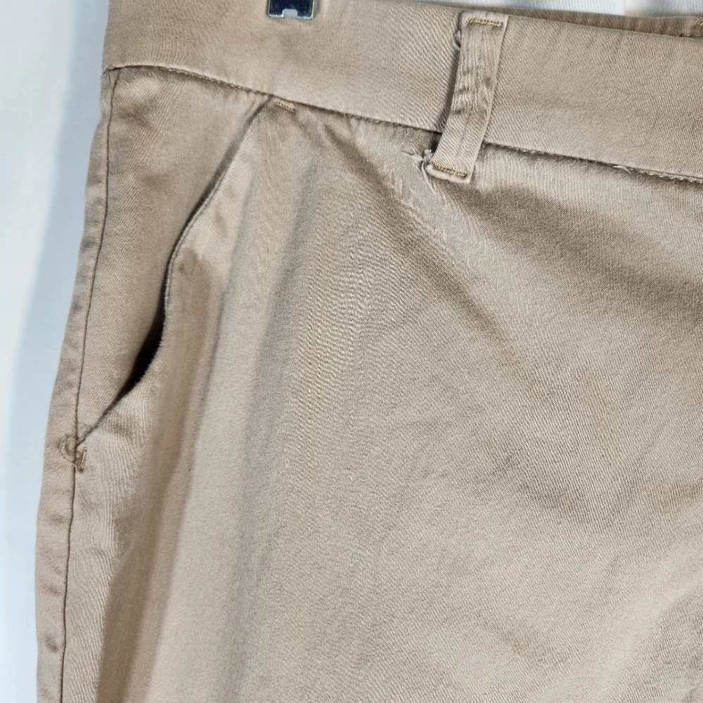 Lee Regular Fit Mid Rise Tan Pants Waist Measures 37